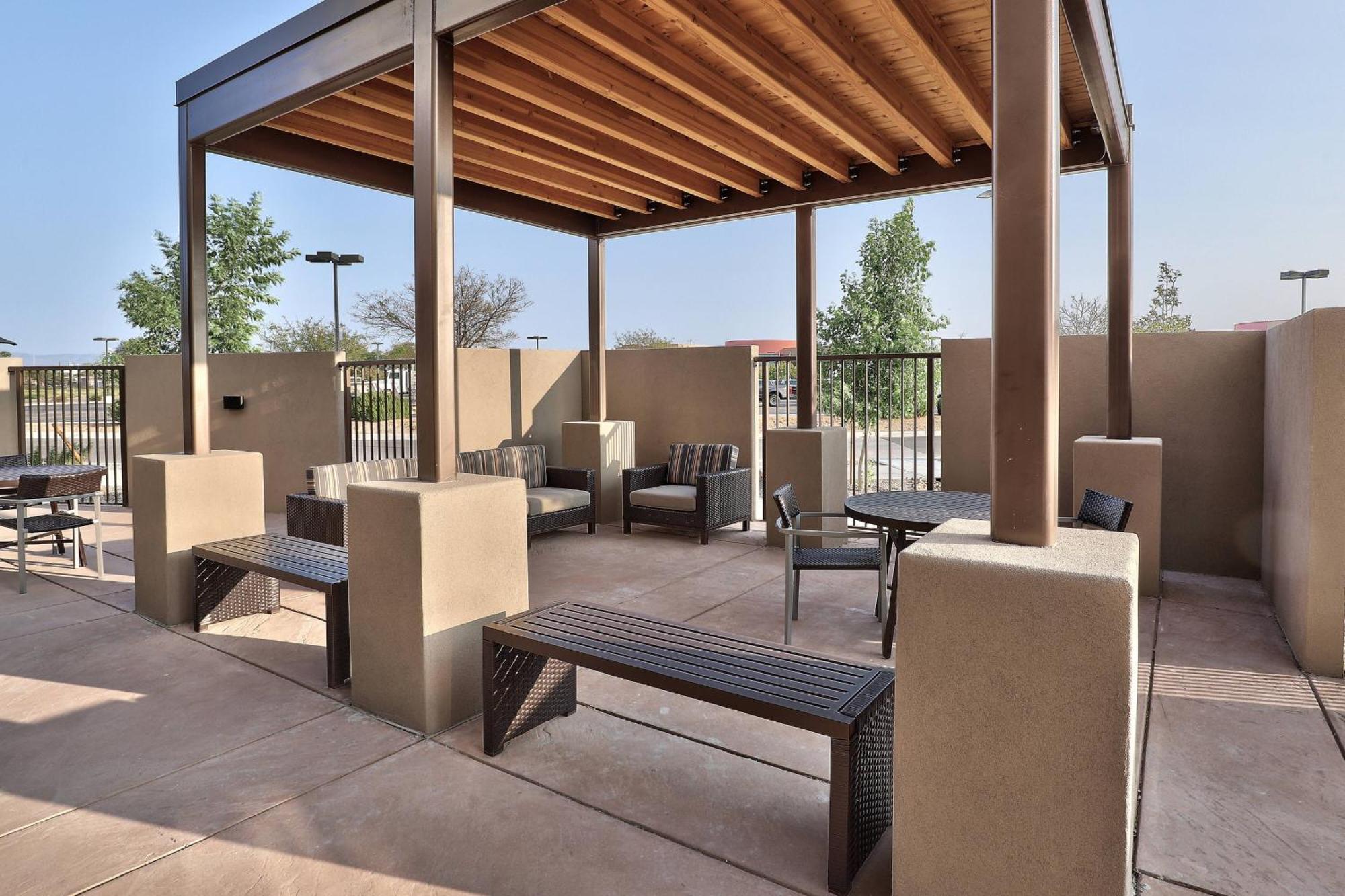 Towneplace Suites By Marriott Albuquerque Old Town Exterior photo